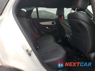 Zdjęcie 10 z 12 samochodu: 2022 MERCEDES-BENZ GLC 43 4MATIC AMG VIN:W1N0G6EB2NV396346 - miniatura