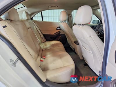 Zdjęcie 10 z 11 samochodu: 2015 CHEVROLET MALIBU 1LT VIN:1G11C5SL3FF354688 - miniatura