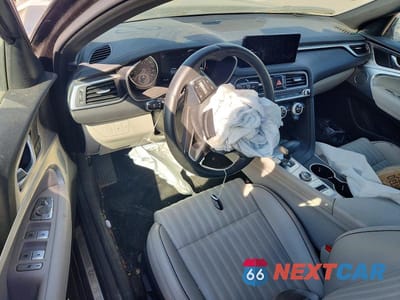 Zdjęcie 10 z 13 samochodu: 2022 GENESIS G70 2.0T VIN:KMTG34TA8NU103265 - miniatura