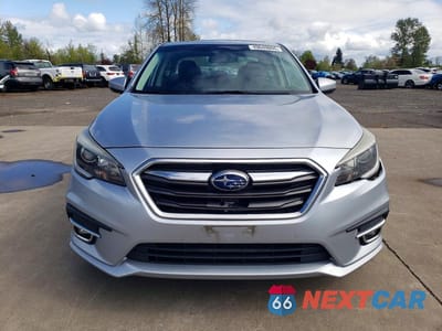 Piąte zdjęcie samochodu w środku: 2018 SUBARU LEGACY 2.5I LIMITED VIN:4S3BNAK62J3024978 - miniatura