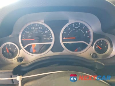 Zdjęcie 9 z 12 samochodu: 2010 JEEP WRANGLER UNLIMITED SPORT VIN:1J4BA3H16AL129360 - miniatura