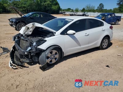 2017 KIA FORTE LX 3KPFK4A73HE078914 - główne zdjęcie licytacji z USA - miniatura