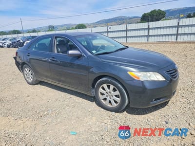 Czwarte zdjęcie samochodu z boku: 2007 TOYOTA CAMRY XLE V6 VIN:4T1BK46K57U025459 - miniatura