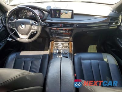 Zdjęcie 8 z 13 samochodu: 2018 BMW X5 XDRIVE35I VIN:5UXKR0C54J0Y00614 - miniatura