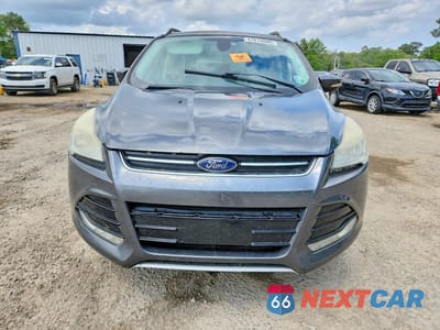 Piąte zdjęcie samochodu w środku: 2015 FORD ESCAPE TITANIUM VIN:1FMCU0J95FUB45546 - miniatura
