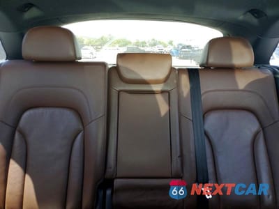 Zdjęcie 10 z 14 samochodu: 2014 AUDI Q5 PRESTIGE VIN:WA1WGAFP1EA021242 - miniatura