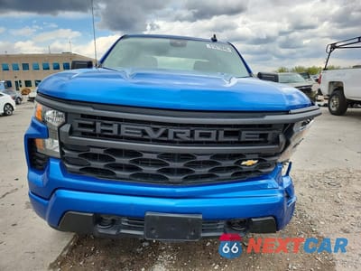 Piąte zdjęcie samochodu w środku: 2024 CHEVROLET SILVERADO K1500 CUSTOM VIN:1GCPDBEK0RZ221731 - miniatura