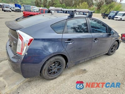 Trzecie zdjęcie samochodu z tyłu: 2012 TOYOTA PRIUS TWO VIN:JTDKN3DU8C1593565 - miniatura