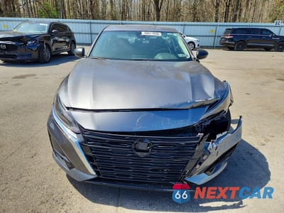 Piąte zdjęcie samochodu w środku: 2024 NISSAN ALTIMA S VIN:1N4BL4BV4RN373936 - miniatura