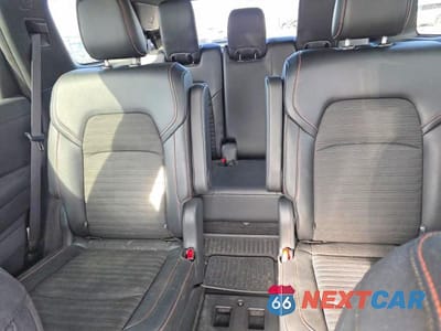 Zdjęcie 10 z 14 samochodu: 2023 NISSAN PATHFINDER SV VIN:5N1DR3BD5PC263453 - miniatura