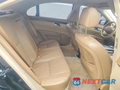 Zdjęcie 10 z 12 samochodu: 2007 MERCEDES-BENZ S 550 VIN:WDDNG71X37A045594 - miniatura