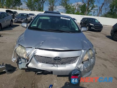 Piąte zdjęcie samochodu w środku: 2010 TOYOTA COROLLA LE VIN:2T1BU4EE0AC486213 - miniatura