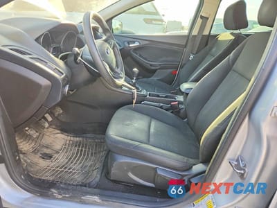 Zdjęcie 7 z 12 samochodu: 2017 FORD FOCUS SE VIN:1FADP3FE1HL322745 - miniatura