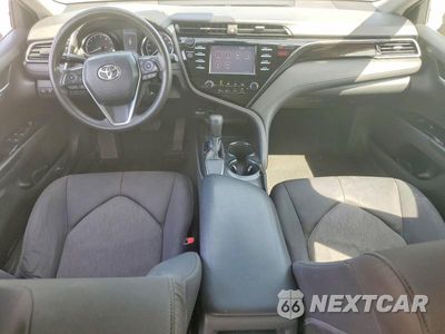 Zdjęcie 8 z 12 samochodu: 2019 TOYOTA CAMRY LE VIN:4T1B11HK2KU210382 - miniatura
