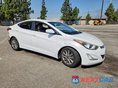 Czwarte zdjęcie samochodu z boku: 2014 HYUNDAI ELANTRA SE VIN:5NPDH4AE8EH507427 - miniatura