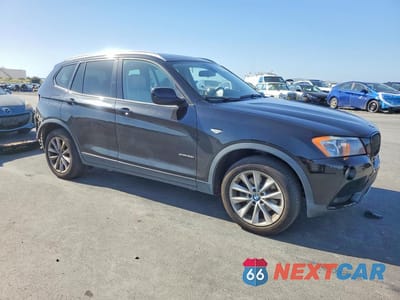 Czwarte zdjęcie samochodu z boku: 2013 BMW X3 XDRIVE28I VIN:5UXWX9C56D0A17944 - miniatura