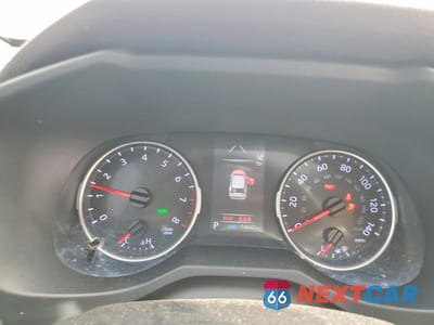 Zdjęcie 9 z 13 samochodu: 2020 TOYOTA RAV4 XLE PREMIUM VIN:JTMC1RFV7LD520646 - miniatura