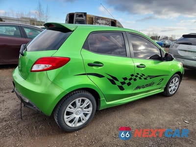 Trzecie zdjęcie samochodu z tyłu: 2011 MAZDA MAZDA2 VIN:JM1DE1HY2B0108173 - miniatura
