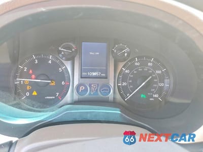 Zdjęcie 9 z 13 samochodu: 2015 LEXUS GX 460 VIN:JTJBM7FX6F5096753 - miniatura