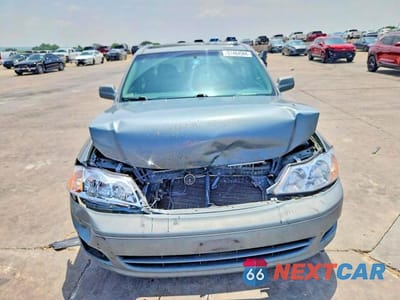 Piąte zdjęcie samochodu w środku: 2000 TOYOTA AVALON XL VIN:4T1BF28B7YU112528 - miniatura