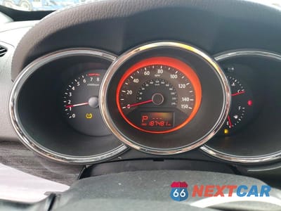 Zdjęcie 9 z 13 samochodu: 2012 KIA SORENTO SX VIN:5XYKW4A21CG302216 - miniatura