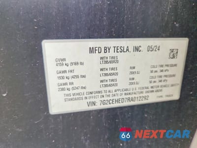Zdjęcie 14 z 14 samochodu: 2024 TESLA CYBERTRUCK VIN:7G2CEHED7RA012292 - miniatura