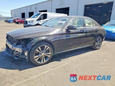 2017 MERCEDES-BENZ C 300 55SWF4JB8HU186897 - główne zdjęcie licytacji z USA - miniatura