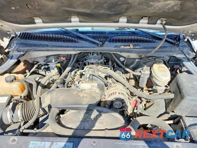 Zdjęcie 11 z 11 samochodu: 2004 GMC NEW SIERRA C1500 VIN:2GTEC19V541222870 - miniatura