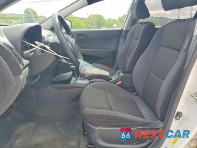 Zdjęcie 7 z 12 samochodu: 2011 HYUNDAI ELANTRA TOURING GLS VIN:KMHDB8AE6BU100664 - miniatura