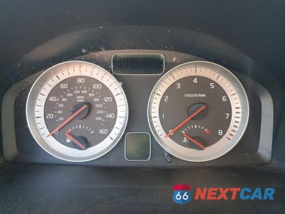 Zdjęcie 9 z 12 samochodu: 2013 VOLVO C70 T5 VIN:YV1672MCXDJ141898 - miniatura