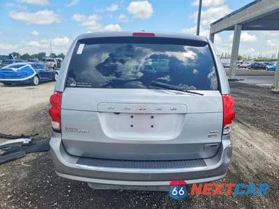 Zdjęcie 6 z 14 samochodu: 2018 DODGE GRAND CARAVAN SXT VIN:2C4RDGCG2JR326824 - miniatura