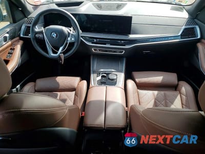 Zdjęcie 8 z 12 samochodu: 2025 BMW X5 XDRIVE40I VIN:5UX23EU03S9W26825 - miniatura