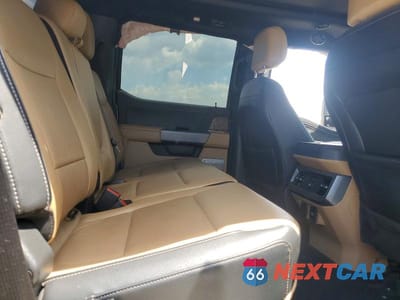 Zdjęcie 10 z 12 samochodu: 2023 FORD F250 SUPER DUTY VIN:1FT8W2BT0PED35616 - miniatura