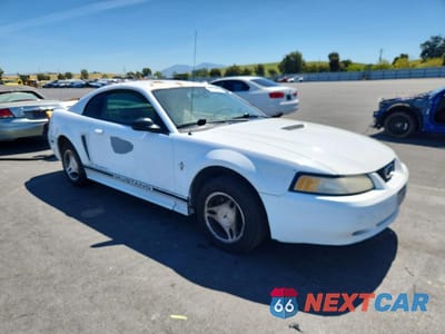 Czwarte zdjęcie samochodu z boku: 2000 FORD MUSTANG VIN:1FAFP4049YF204813 - miniatura