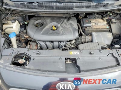 Zdjęcie 11 z 12 samochodu: 2014 KIA RONDO VIN:KNAHT8A30E7059935 - miniatura