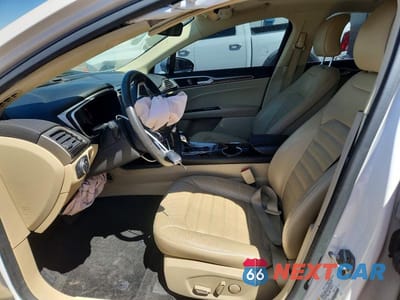 Zdjęcie 7 z 13 samochodu: 2016 FORD FUSION SE VIN:1FA6P0HDXG5128875 - miniatura