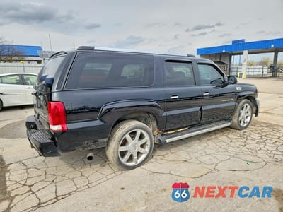 Trzecie zdjęcie samochodu z tyłu: 2006 CADILLAC ESCALADE ESV VIN:3GYFK66N96G212470 - miniatura
