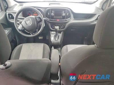 Zdjęcie 8 z 14 samochodu: 2022 RAM PROMASTER CITY TRADESMAN VIN:ZFB636VP5N6W02068 - miniatura