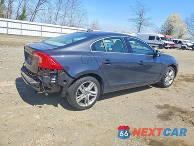 Trzecie zdjęcie samochodu z tyłu: 2015 VOLVO S60 PREMIER VIN:YV1612TK8F2355053 - miniatura