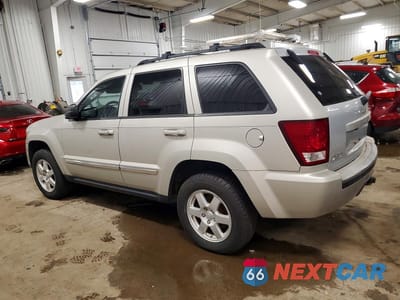 Drugie zdjęcie samochodu z przodu: 2010 JEEP GRAND CHEROKEE LAREDO VIN:1J4PR4GK7AC117460 - miniatura