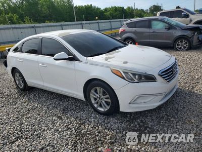 Czwarte zdjęcie samochodu z boku: 2017 HYUNDAI SONATA SE VIN:5NPE24AF5HH559116 - miniatura