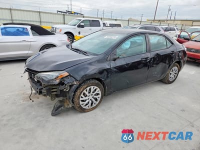 2018 TOYOTA COROLLA LE 5YFBURHE6JP814579 - główne zdjęcie licytacji z USA - miniatura