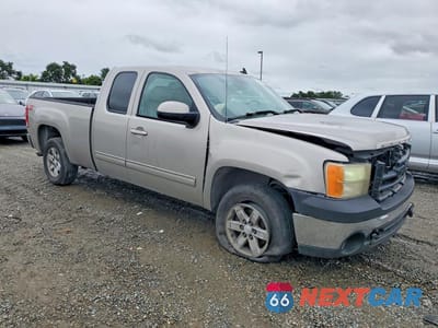 Czwarte zdjęcie samochodu z boku: 2007 GMC NEW SIERRA K1500 VIN:1GTEK19J57Z503580 - miniatura