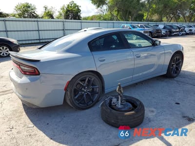 Trzecie zdjęcie samochodu z tyłu: 2022 DODGE CHARGER SXT VIN:2C3CDXBG4NH231298 - miniatura