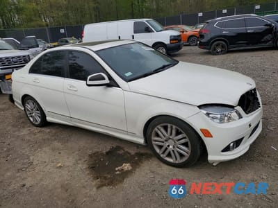 Czwarte zdjęcie samochodu z boku: 2009 MERCEDES-BENZ C 300 VIN:WDDGF54X39R054814 - miniatura
