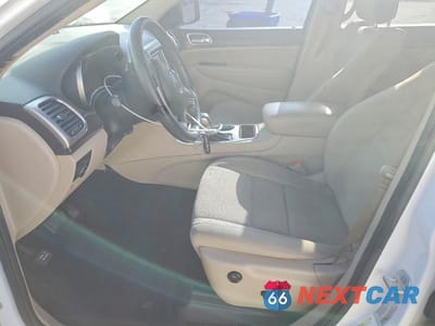 Zdjęcie 7 z 12 samochodu: 2017 JEEP GRAND CHEROKEE LAREDO VIN:1C4RJEAG1HC956076 - miniatura