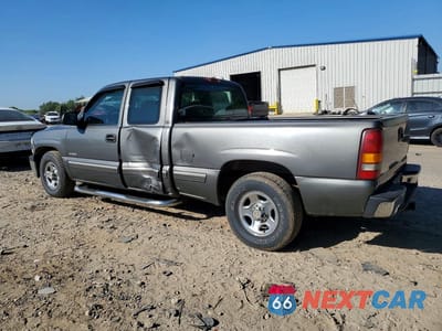 Drugie zdjęcie samochodu z przodu: 2001 CHEVROLET SILVERADO C1500 VIN:2GCEC19WX11164243 - miniatura