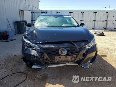 Piąte zdjęcie samochodu w środku: 2022 NISSAN SENTRA SR VIN:3N1AB8DV1NY315747 - miniatura