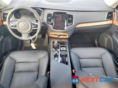 Zdjęcie 8 z 12 samochodu: 2025 VOLVO XC90 PLUS VIN:YV4M12PE6S1330683 - miniatura