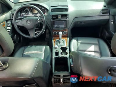 Zdjęcie 8 z 12 samochodu: 2010 MERCEDES-BENZ C 300 4MATIC VIN:WDDGF8BB3AF362838 - miniatura